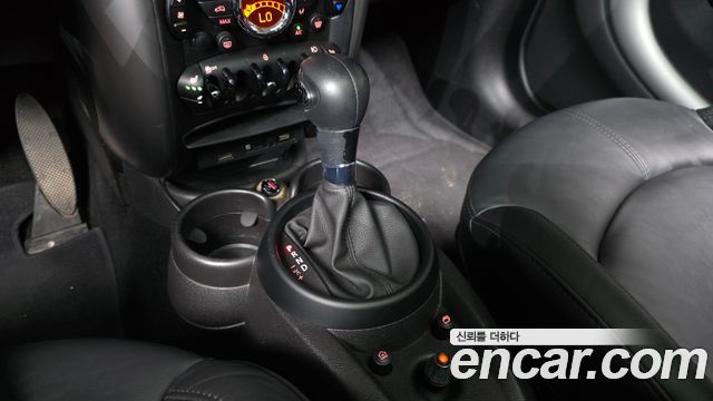 Mini Countryman 2016 — photo 9