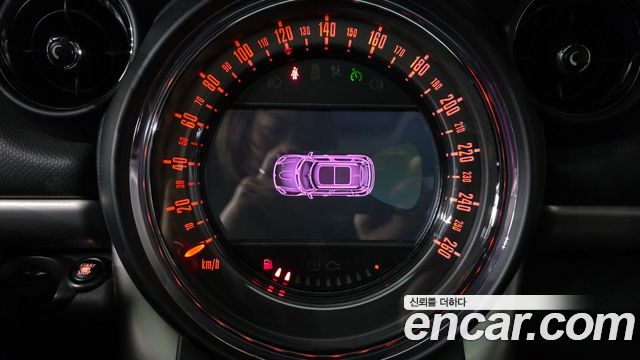 Mini Countryman 2016 — photo 15