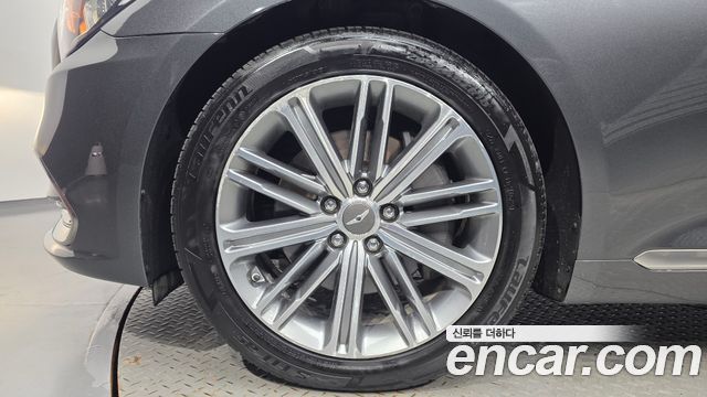 Genesis G80 2018 — photo 5
