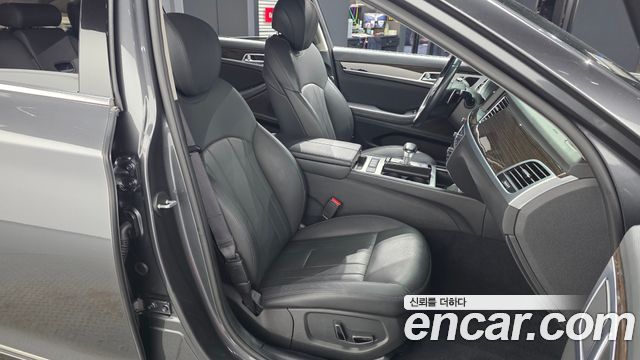 Genesis G80 2018 — photo 17