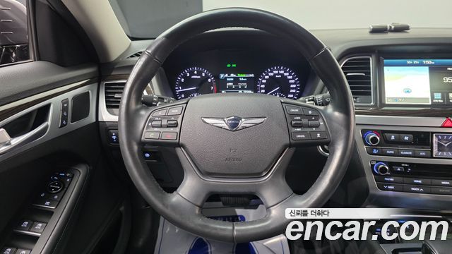 Genesis G80 2018 — photo 19