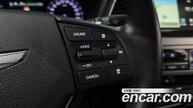 Genesis G80 2018 — photo 21