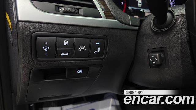 Genesis G80 2018 — photo 26