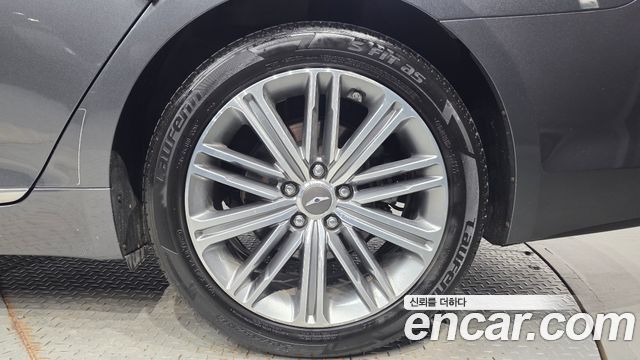 Genesis G80 2018 — photo 7