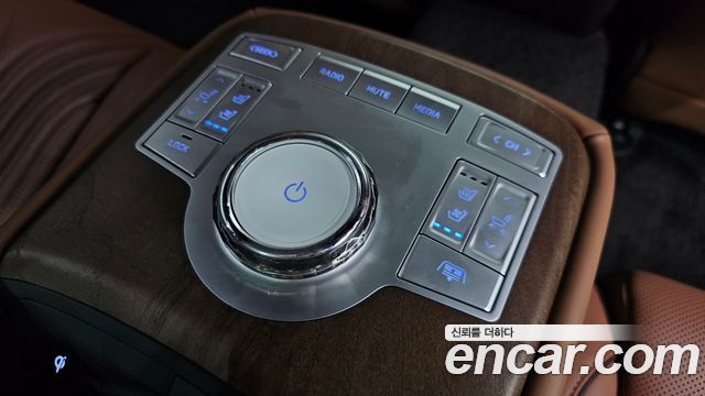 Genesis G80 2023 — photo 19