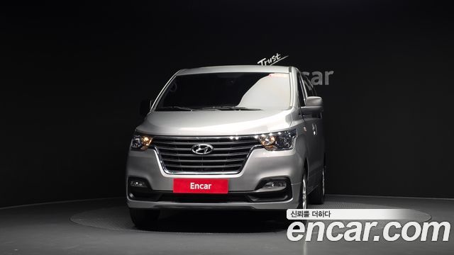 Hyundai Starex 2020 — photo 3