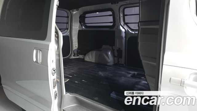 Hyundai Starex 2020 — photo 18