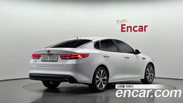 Kia K5 2018 — photo 2