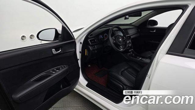 Kia K5 2018 — photo 13