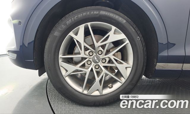 Genesis GV70 2021 — photo 10
