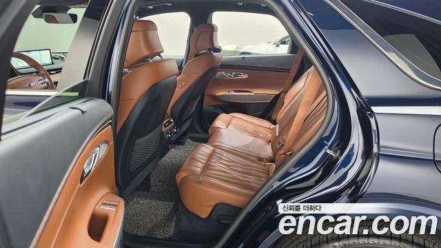 Genesis GV70 2021 — photo 8