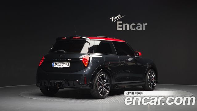 Mini Cooper 2025 — photo 2