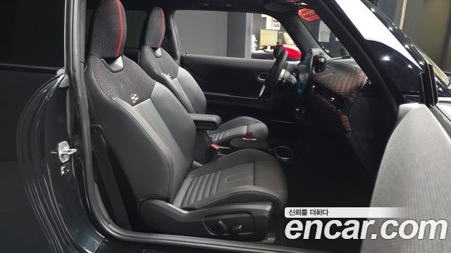 Mini Cooper 2025 — photo 16