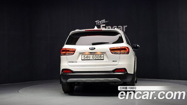 Kia Sorento 2016 — photo 4