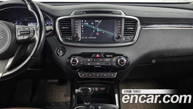 Kia Sorento 2016 — photo 21