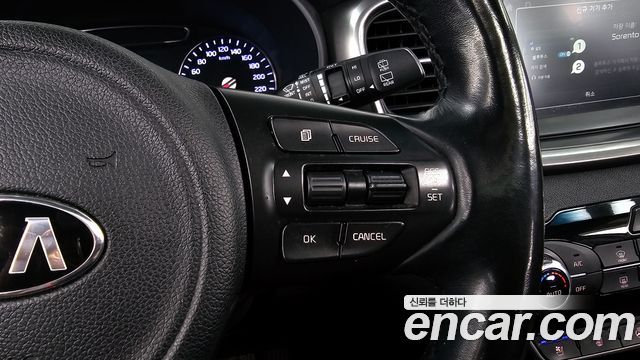 Kia Sorento 2016 — photo 28