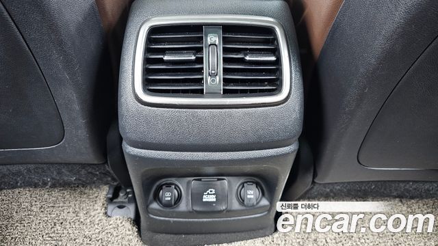 Kia Sorento 2016 — photo 30