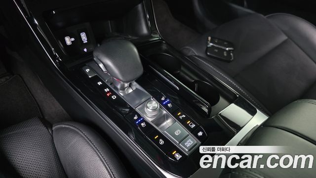 Kia K7 2020 — photo 12