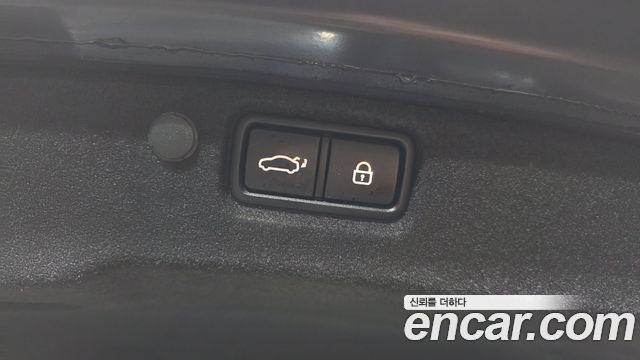 Kia K7 2020 — photo 27