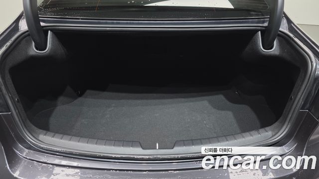 Kia K7 2020 — photo 28