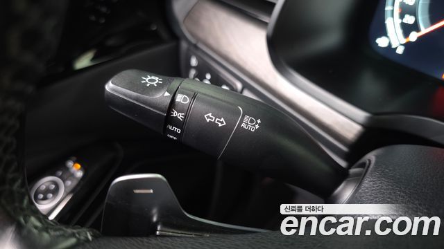 Kia K7 2020 — photo 32