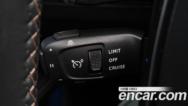 Peugeot 5008 2024 — photo 30