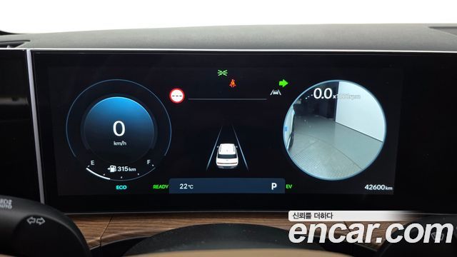 Hyundai Santafe 2025 — photo 11