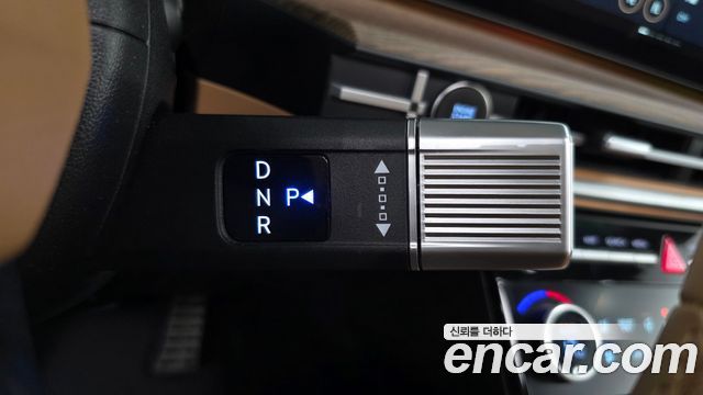 Hyundai Santafe 2025 — photo 12