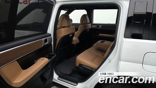 Hyundai Santafe 2025 — photo 16
