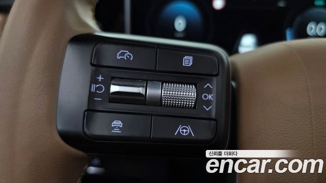 Hyundai Santafe 2025 — photo 29
