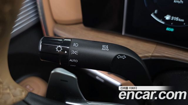 Hyundai Santafe 2025 — photo 30