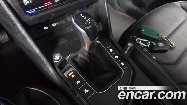 Volkswagen Tiguan 2023 — photo 12
