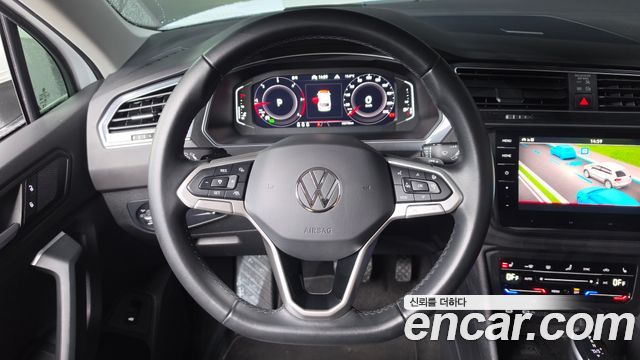 Volkswagen Tiguan 2023 — photo 21