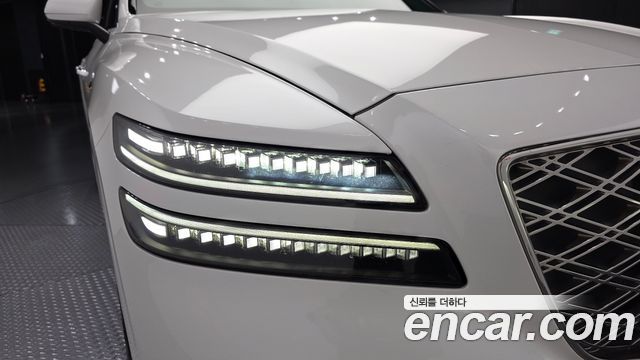 Genesis GV80 2024 — photo 8