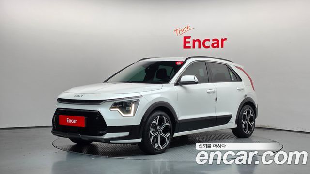 Kia Niro 2022 — photo 1