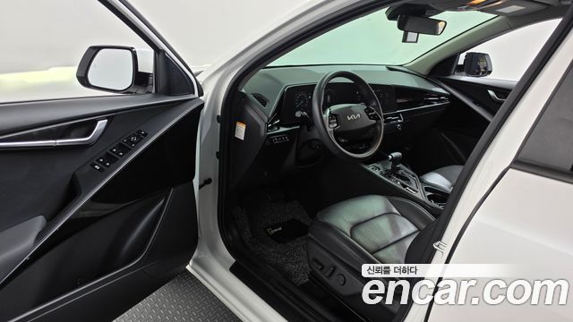 Kia Niro 2022 — photo 13