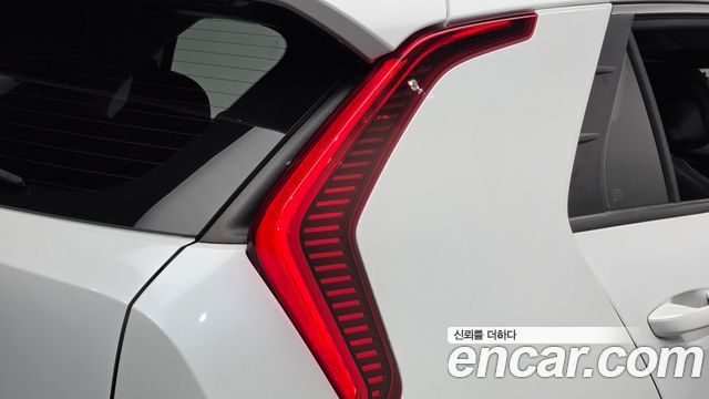 Kia Niro 2022 — photo 9