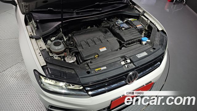 Volkswagen Tiguan 2020 — photo 6