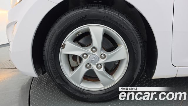 Hyundai AVANTE 2015 — photo 5