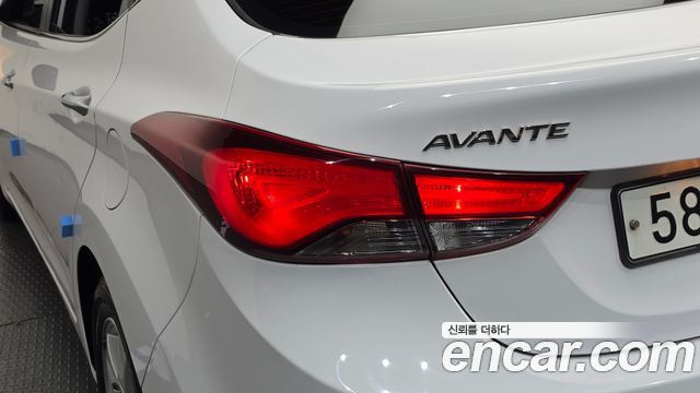 Hyundai AVANTE 2015 — photo 9