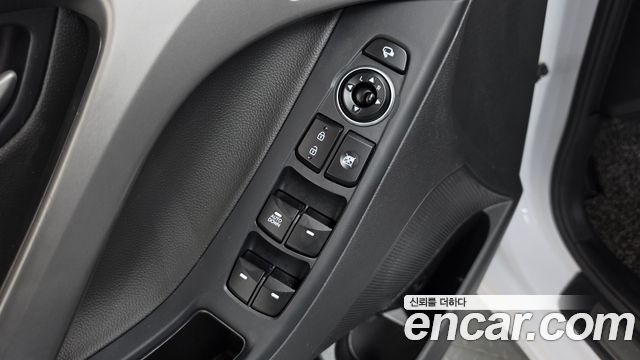 Hyundai AVANTE 2015 — photo 28