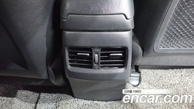 Hyundai AVANTE 2015 — photo 29