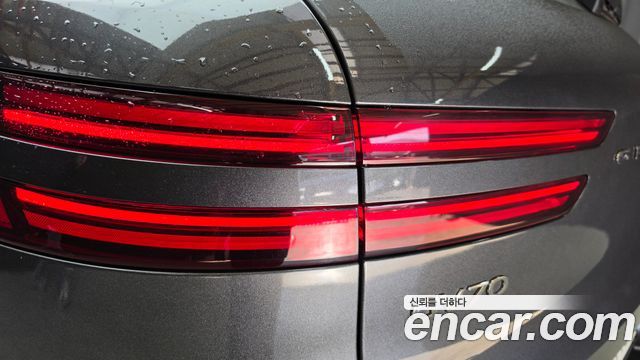 Genesis GV70 2023 — photo 9