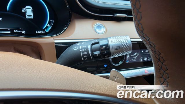 Genesis GV70 2023 — photo 29