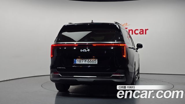 Kia Canival 2024 — photo 4