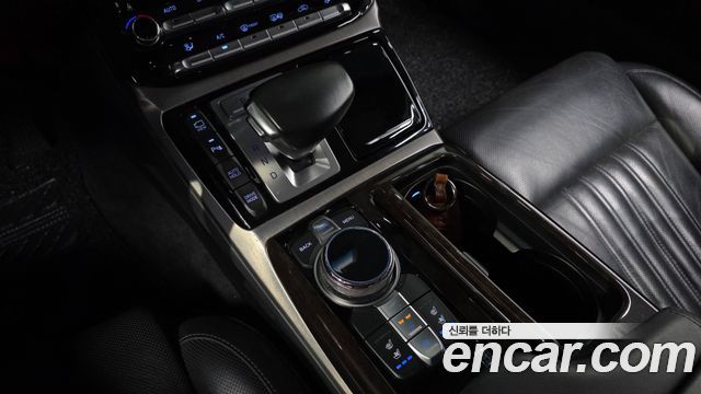 Genesis EQ900 2016 — photo 9