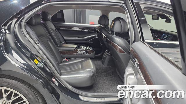 Genesis EQ900 2016 — photo 12