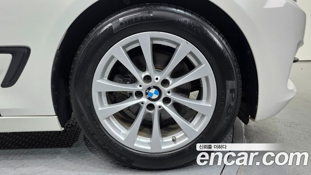 BMW Gran Turismo 2018 — photo 7