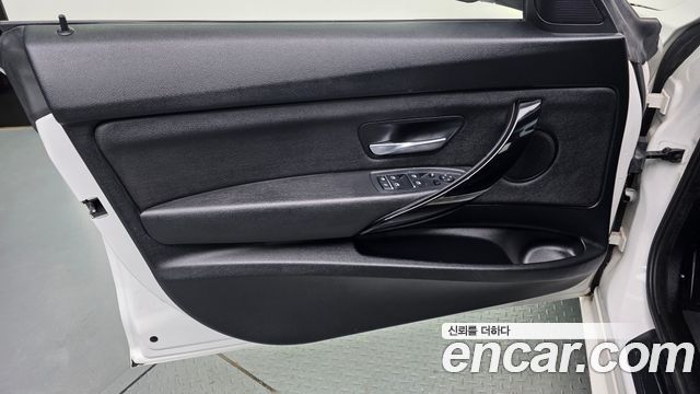 BMW Gran Turismo 2018 — photo 14