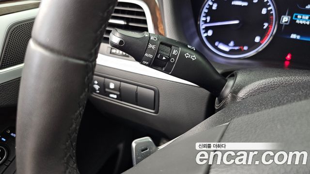 Hyundai Genesis 2014 — photo 20